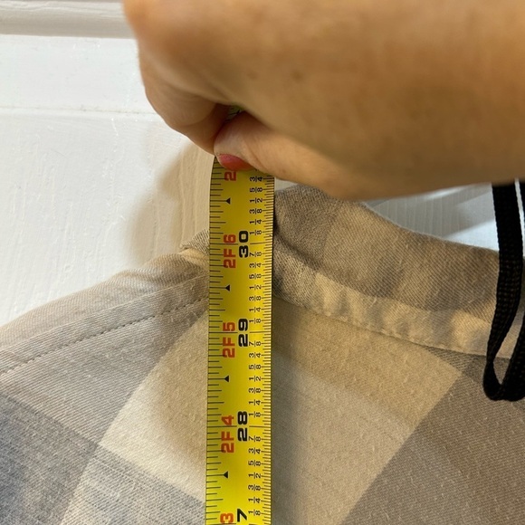 J. Crew Flannel Popover Henley Boyfriend Fit Ivory & Gray Long Sleeve Women Sz L - Picture 5 of 8